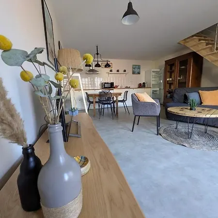 Renove Avec Mezzanine Au Coeur De - Fr-1-489-585 דירה