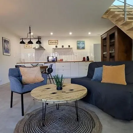 Renove Avec Mezzanine Au Coeur De - Fr-1-489-585 דירה *